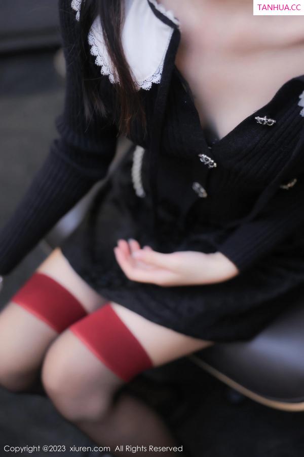   [XiuRen]高清写真图 2023.05.11 No.6724 幼幼 黑丝美腿第12张图片